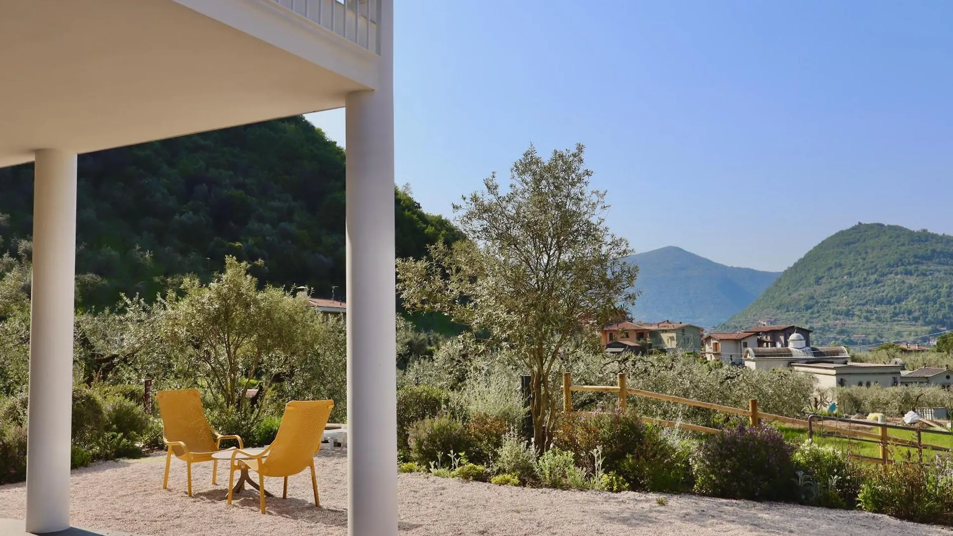 Family Bike Residence Marone Apartament